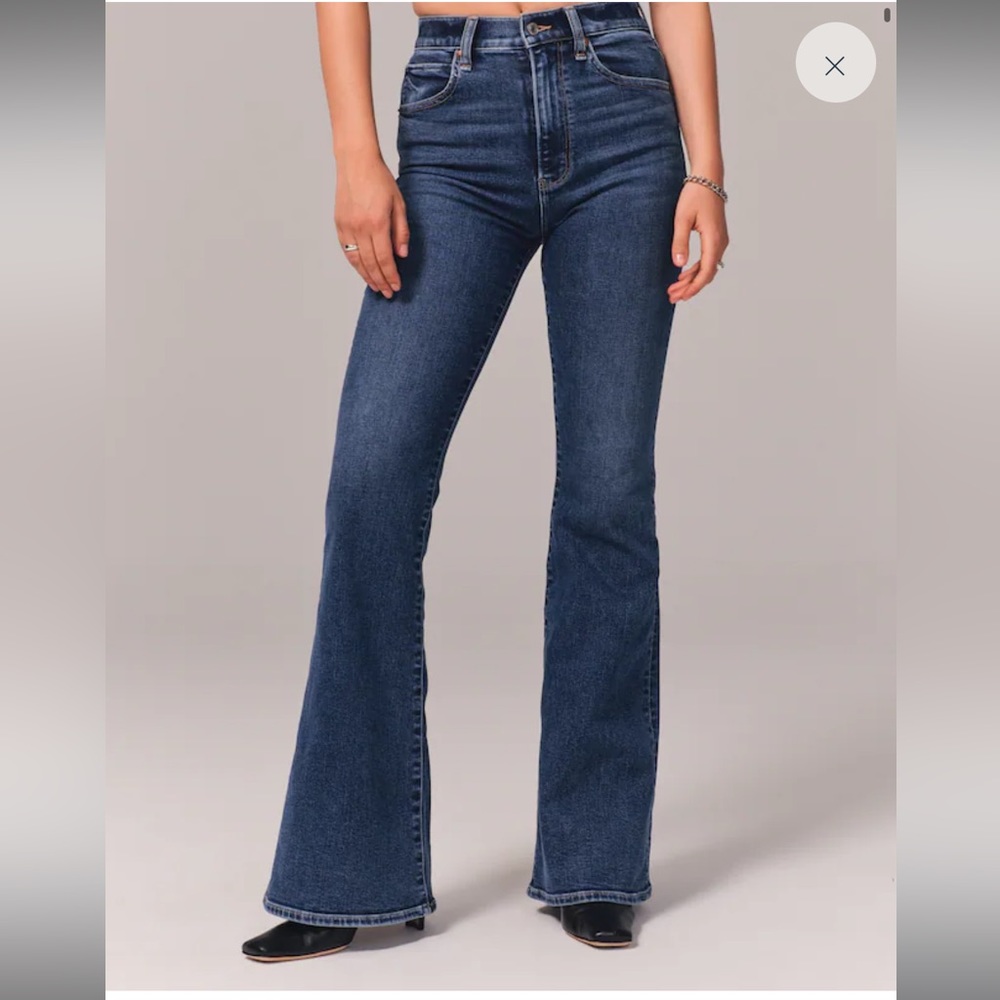 Abercrombie Flare Ultra High Rise Jean Gem